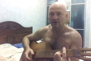 Ебу и плачу ( мужской блюз)