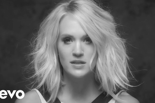 Carrie Underwood - Dirty Laundry
