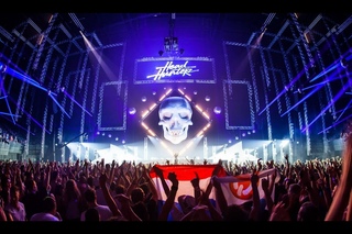 Q-dance presents: Headhunterz LIVE - Opening Show and set