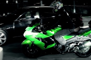 Street № 6 -- Kawasaki Ninja ZX-14R (2012) vs Nissan GT-R AMS Alpha 12+