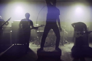 CURRENTS Official Music Video ’Hanging By A Thread’
