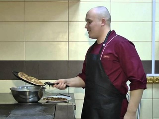 Блины в столовой Горница