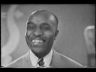 Louis Armstrong - Swingin’ on Nothin’