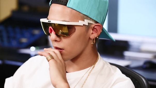 G DRAGON CRAYON (크레용)