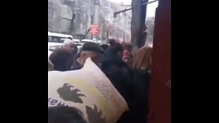 Владикавказ. Народ штурмует мелкооптовые базы.