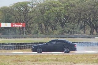 Ian King - JUST DRIFT - BMW M5 (E39) -  Turn up your speakers!