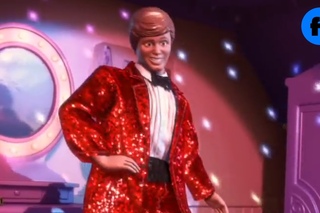 Watch your favorite ABC Family Christmas specials | December 1-25 on ABC Family!