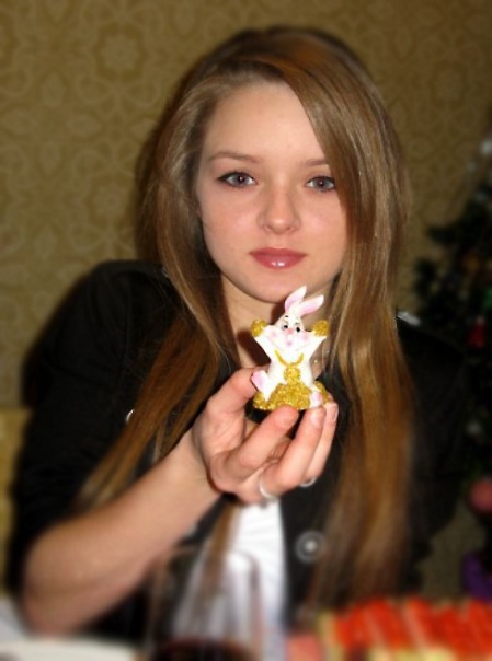 №4, Виктория Грошева №4, Виктория Грошева