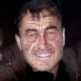 Юнир Муратов фото со стены #2