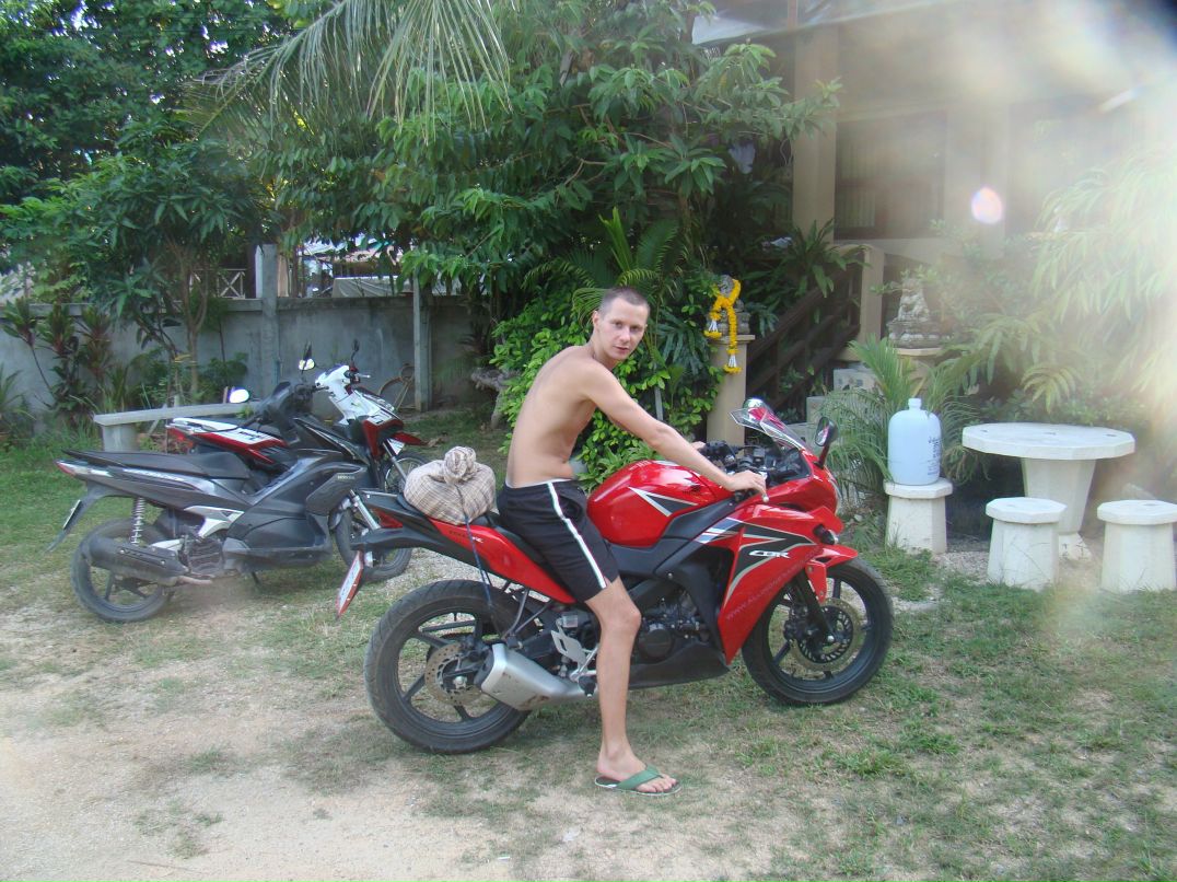 Артем Емельянов | Санкт-Петербург