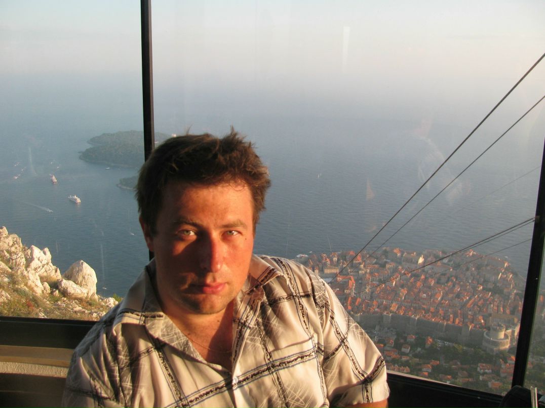 Владислав Жиругов | Tutong