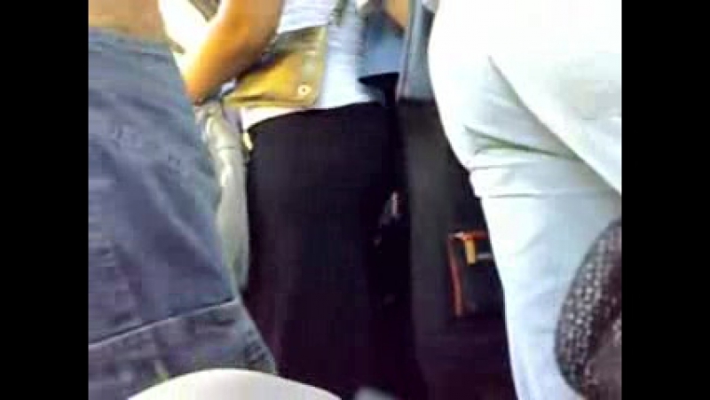 Oldgropers. Фроттаж в транспорте. Фроттаж в автобусе. Фроттаж в транспорте 2021. Фроттеры в Японии