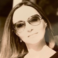 Анна Комарова