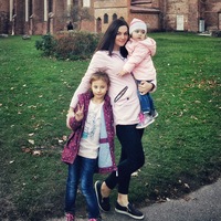 Анна Попова