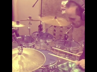 tama drums solo 9/4
