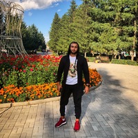 Миша Андреев