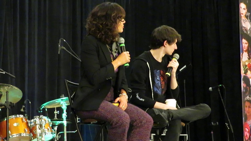 OUAT NJ 2019 Gold Panel Lana and Jared Pt