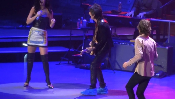 The Rolling Stones Katy Perry Beast Of Burden (