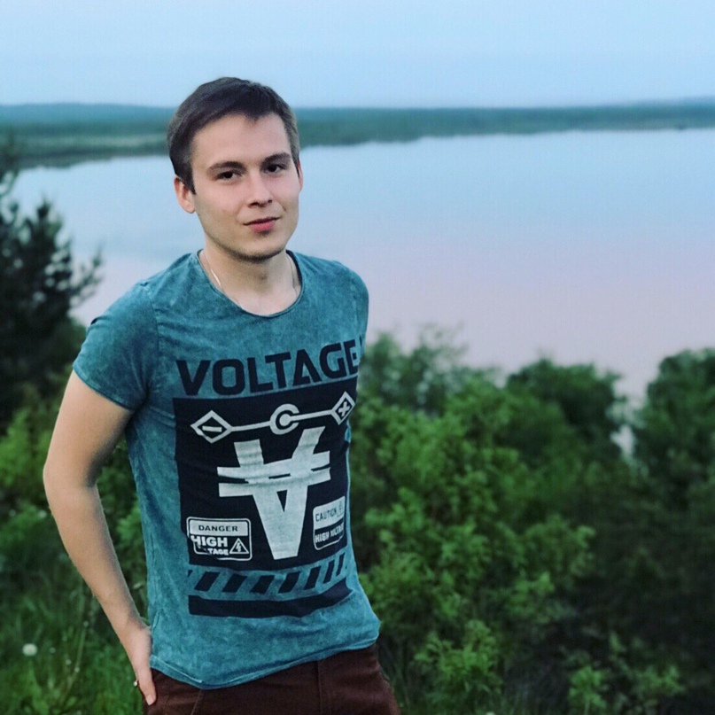 Дмитрий Лекомцев |