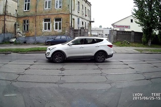 Весь в телефоне