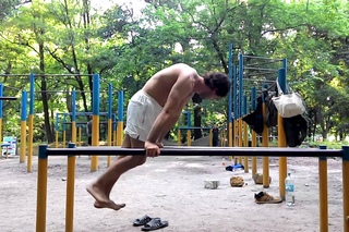 Просто диванчик на легке от Колобка