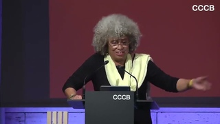 Анджела Дэвис. Революция сегодня | CCCB