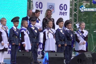 Школьную линейку Динамо посетили звезды мирового хоккея